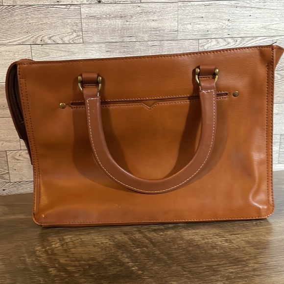 Universal Threads handbag - Picture 3 of 8